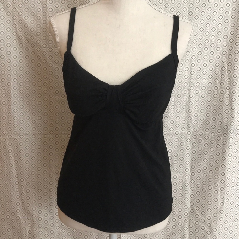 Lands end bathing suit top size 8